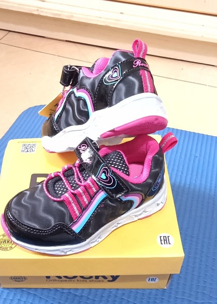 #spor #ışıkli#işikli #ışıklıspor #sporayakkabı #kizcocuk #kizçoc - Görsel 3