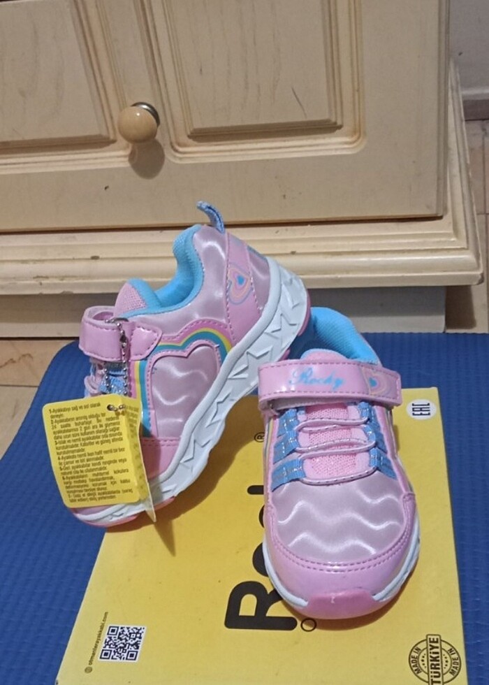 #işikli #ışıklıspor #sporayakkabı #kizcocuk #kizçocuk #sporayakk - Görsel 4