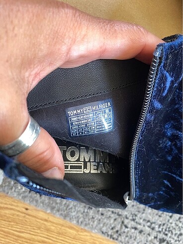 37 Beden lacivert Renk Tommy Hilfiger