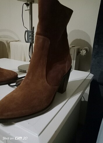 37 Beden Elle taba rengi nubuk bot
