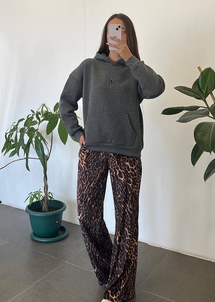 LEOPAR YILDIZ SWEATSHIRT - Görsel 2