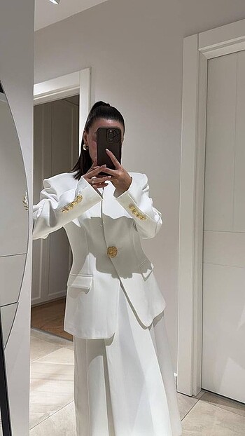 Zara GOLD DÜĞMELİ TASARIM CEKET