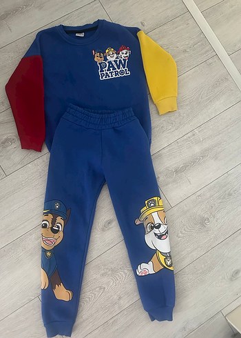 Zara Renkli Baskılı Erkek Çocuk Eşofman Takımı