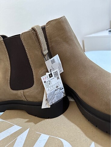 44 Beden Zara erkek bot