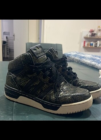 Orjinal adidas ayakkabı