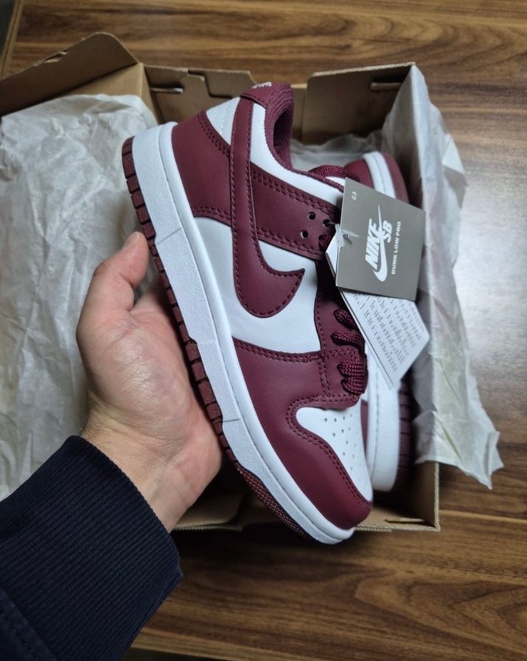 Bordo Beyaz Nike SB Dunk Low Pro Sneakers - Görsel 2