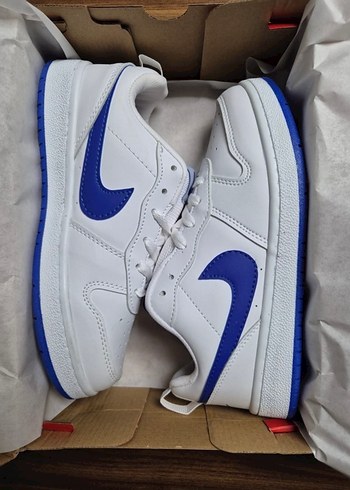 Beyaz NikeSpor Ayakkabı - Görsel 2