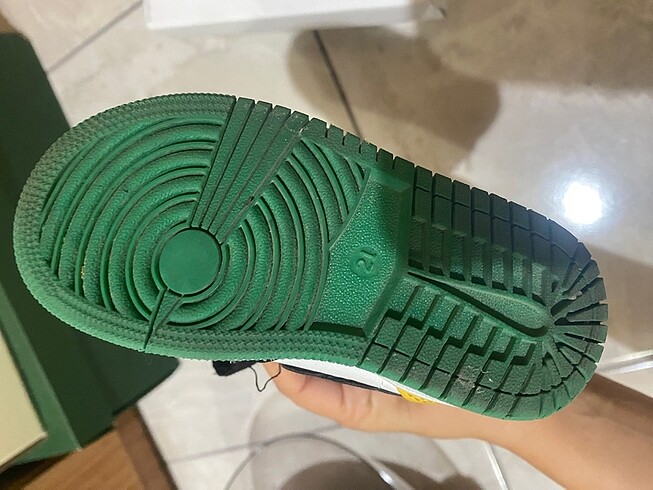 21 Beden yeşil Renk Nike spor ayakkabı