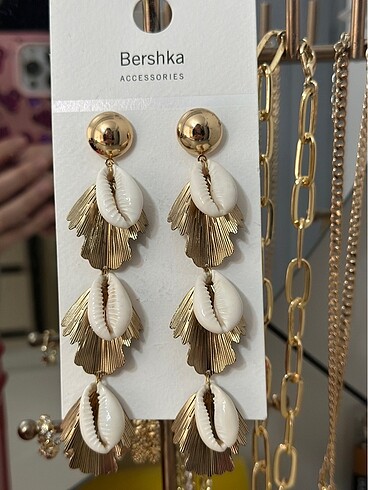 Bershka küpe
