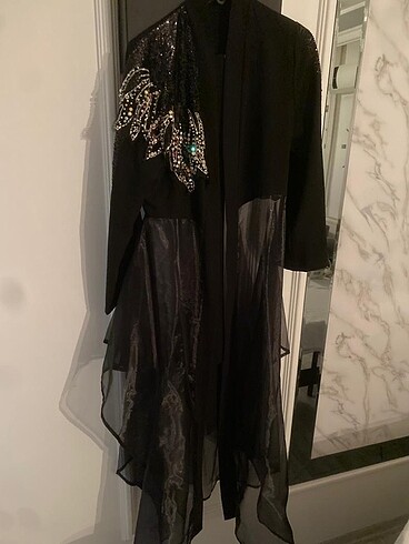 White Corner Abaya
