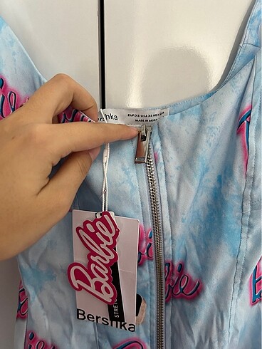 xs Beden Bershka barbie elbise