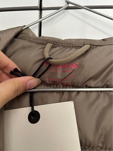 Pull and Bear Pull bear haki mont