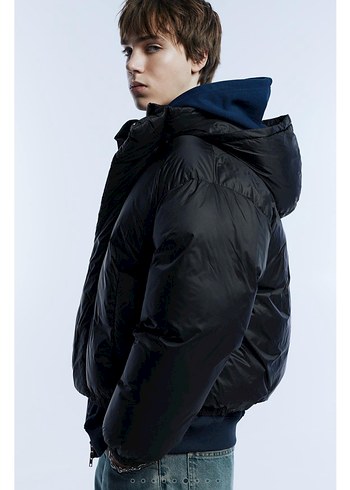 Pull bear Siyah Kapüşonlu Oversize Kadın Mont - Görsel 2