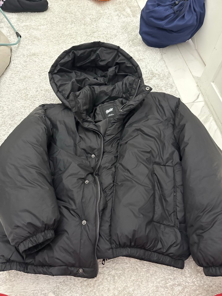 Pull bear Siyah Kapüşonlu Oversize Kadın Mont - Görsel 3