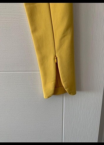 38 Beden sarı Renk İpekyol Pantolon 