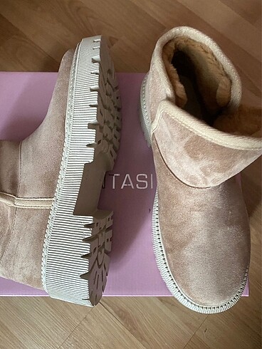 40 Beden Nişantaşıshoes Bot