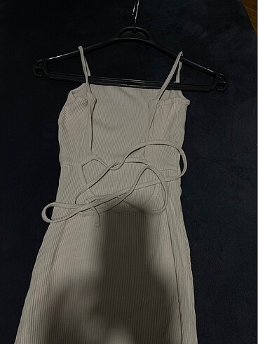Bershka Elbise