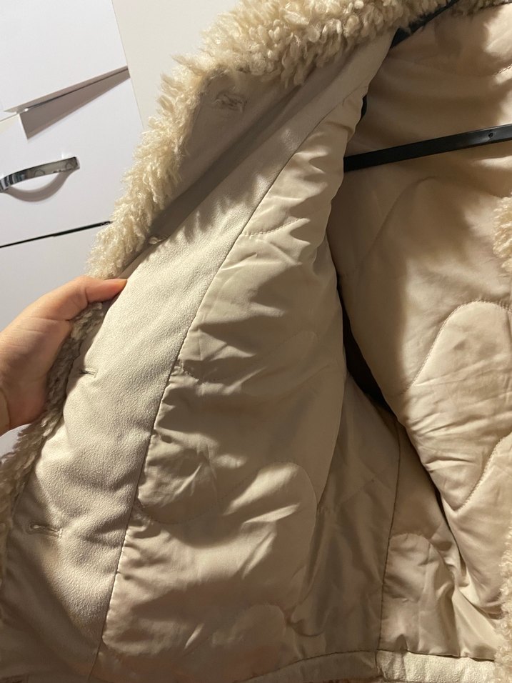 Bej Kürk Detaylı Midi Kadın Ceket - Görsel 3