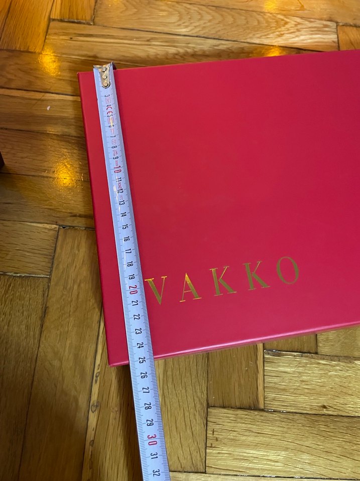 Vakko Kırmızı Hediye kutusu - Görsel 4