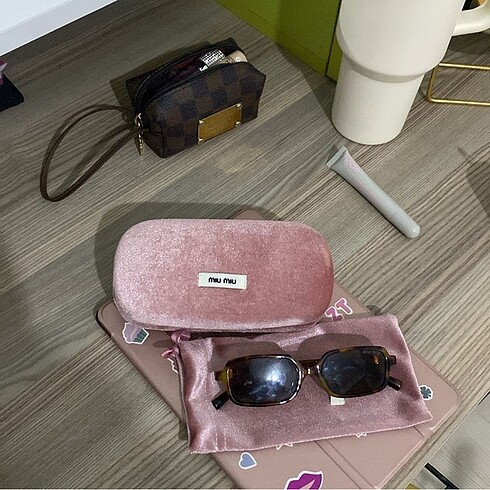 Miu Miu miu miu gözlük