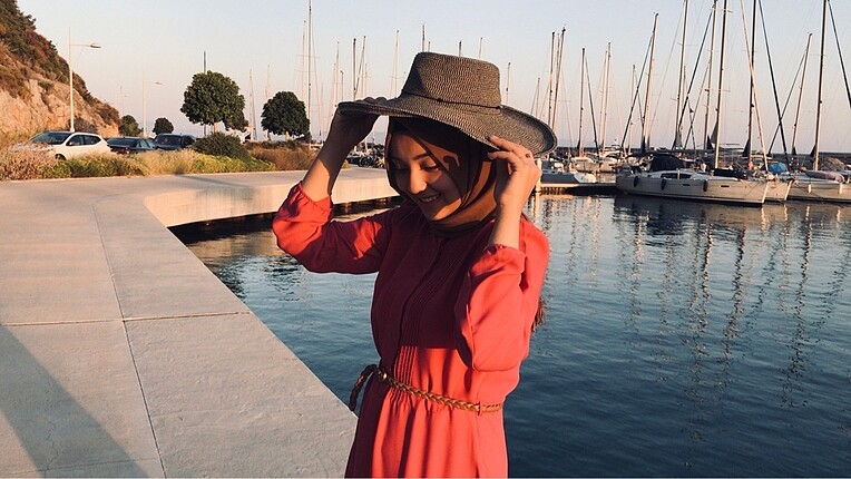 Zara Elbise