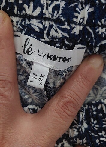 36 Beden siyah Renk 2 adet günlük pantalon tanesi 100tl