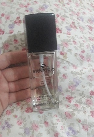 sansiro parfüm 