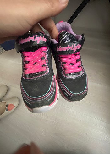 Kız Çocuk Renkli Baskılı Spor Ayakkabı - Görsel 2