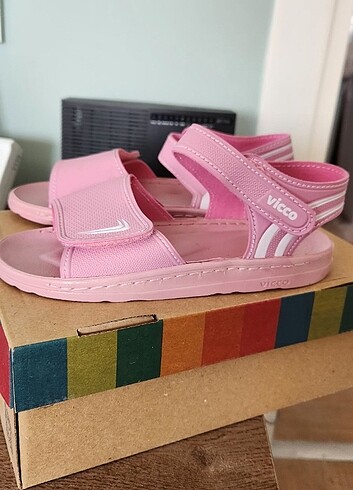 Sıfır Vicco marka pembe sandalet