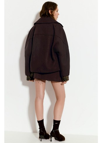 Kahverengi Düğmeli Kısa Kaban - Görsel 5