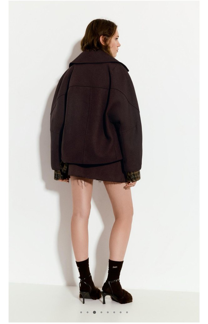 Kahverengi Düğmeli Kısa Kaban - Görsel 5