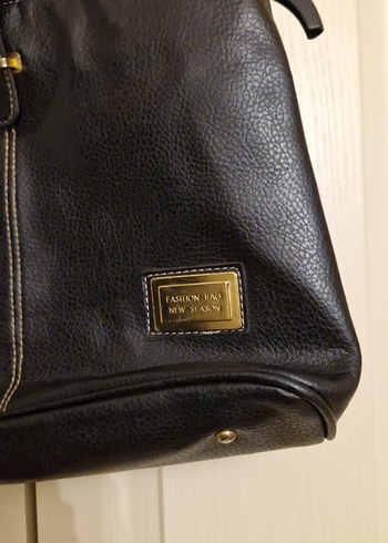 Siyah Deri Tokalı Kadın Çanta - Görsel 2