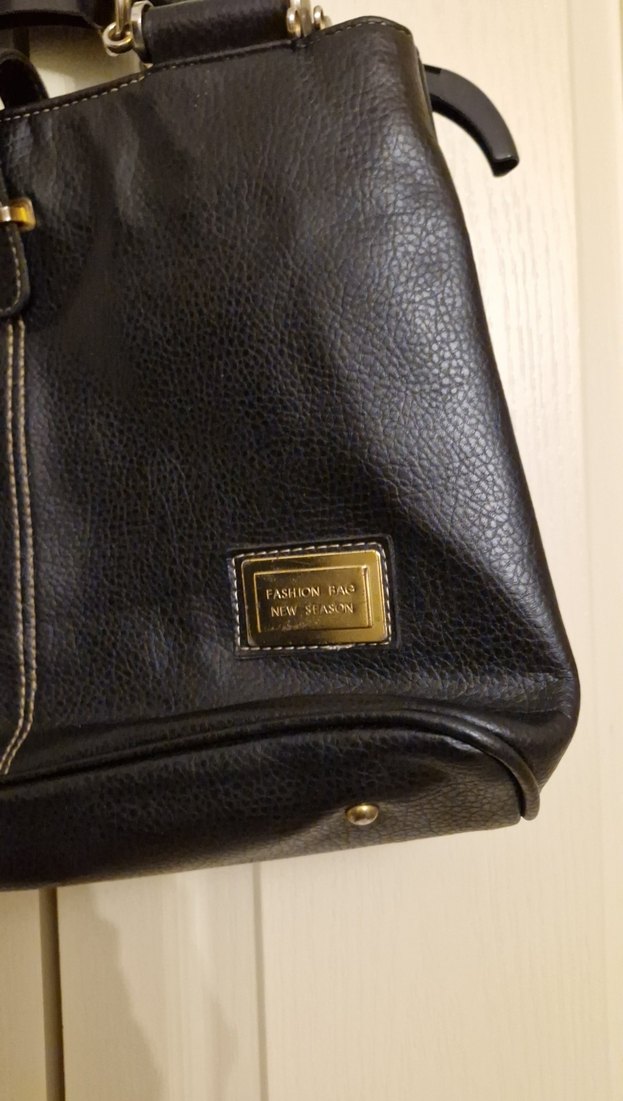 Siyah Deri Tokalı Kadın Çanta - Görsel 2