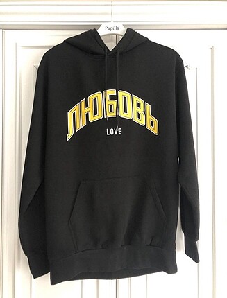 Sweatshirt