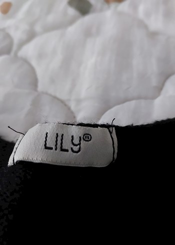 Siyah V Yakalı Örgü Yün Kadın Kazak - Görsel 3