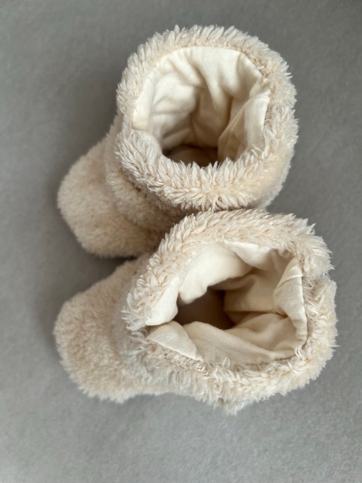 Kitikate Bebek Bej Peluş Bot - Görsel 3