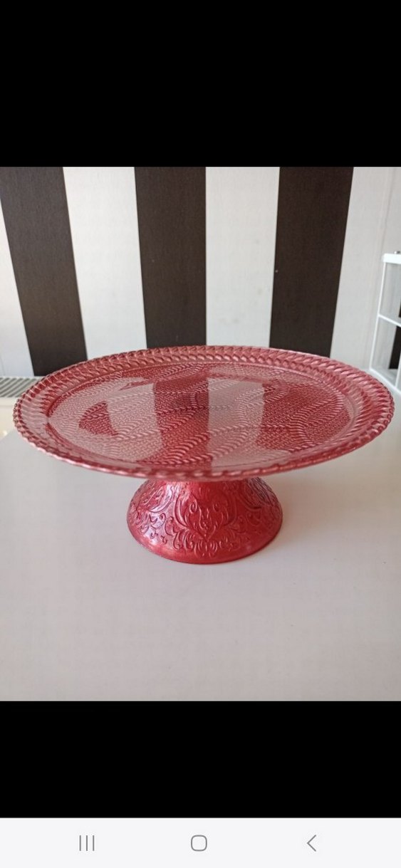 Kırmızı Ayaklı Pasta Tabağı Kapaklı - Görsel 3