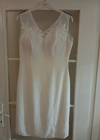 Dantel Detaylı Beyaz Uzun Abiye Elbise - Görsel 2