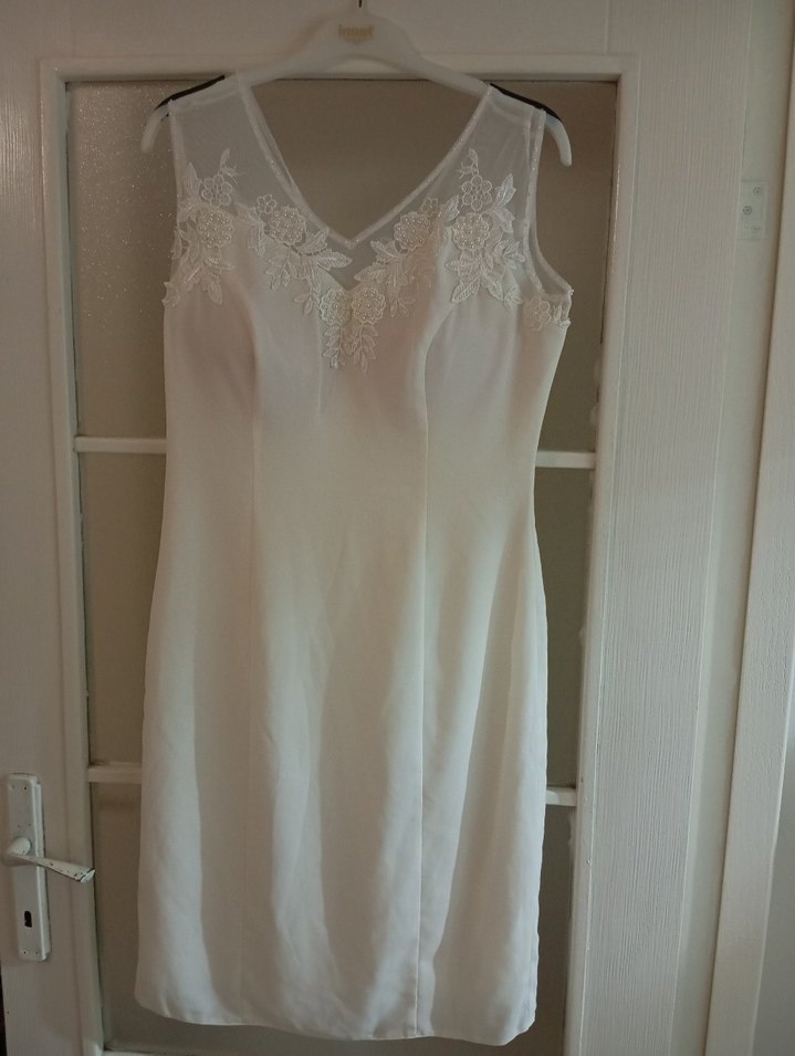 Dantel Detaylı Beyaz Uzun Abiye Elbise - Görsel 2