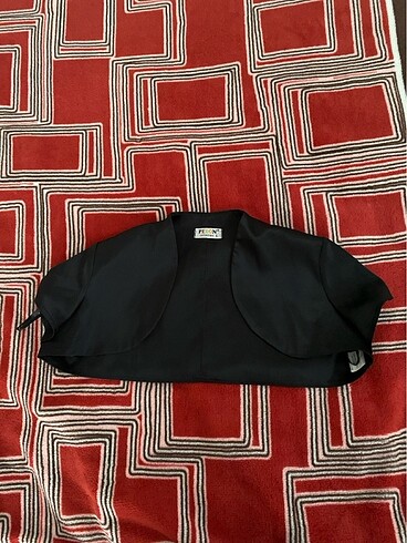 Siyah bolero