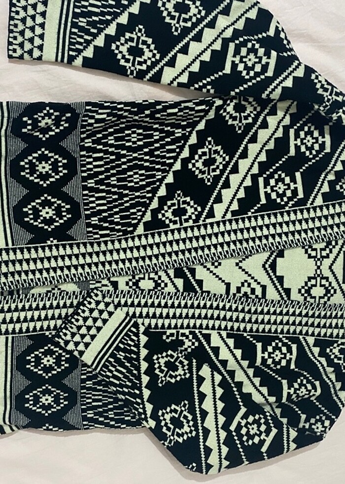 Desenli hırka ceket - Görsel 2