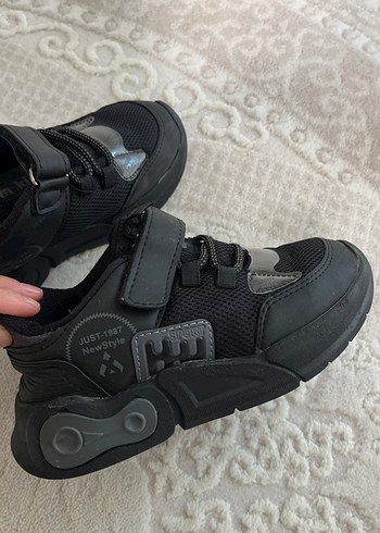 Koton Kids Kız çocuk siyah spor ayakkabı