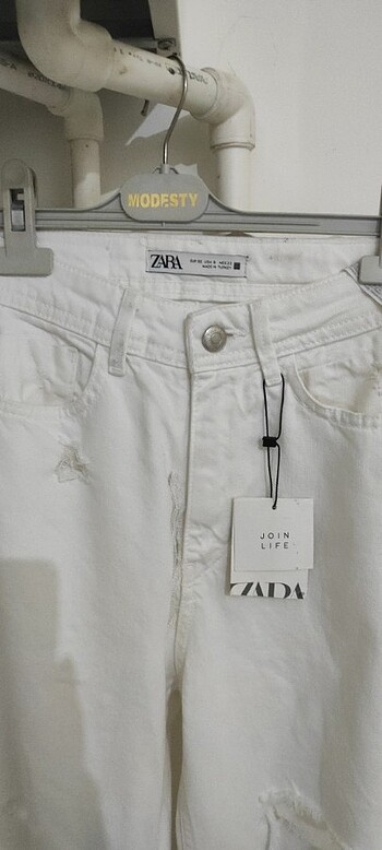 Zara Zara beyaz kot pantolon 