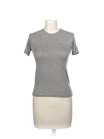 Diğer T-shirt %70 İndirimli.