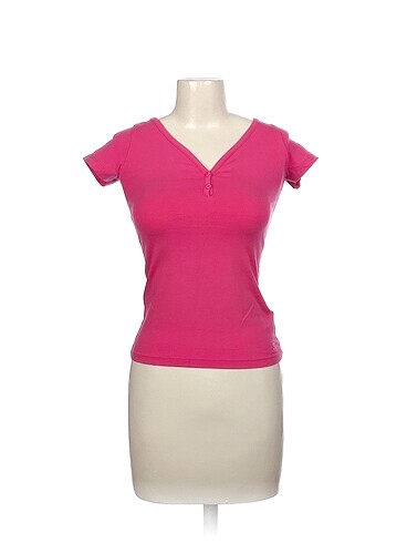 Sevenhill T-shirt %70 İndirimli.