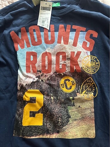 7 Yaş Beden Benetton 6-7 yaş tshirt