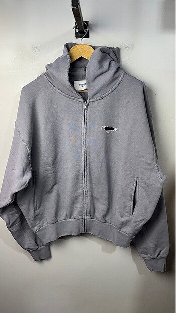 Ünisex sweatshirt