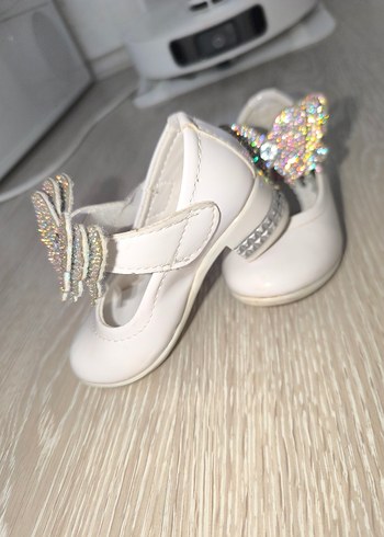 Kız Çocuk Beyaz Taşlı Topuklu Bale Ayakkabısı - Görsel 2
