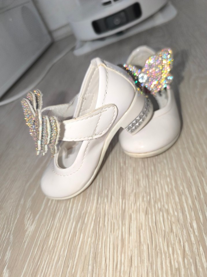 Kız Çocuk Beyaz Taşlı Topuklu Bale Ayakkabısı - Görsel 2