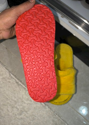 Yüksek Taban Peluş Ev Terligi - Görsel 4